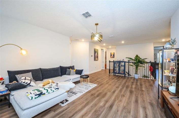 Image No.29-5 Bed House for sale