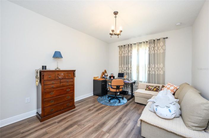 Image No.39-5 Bed House for sale