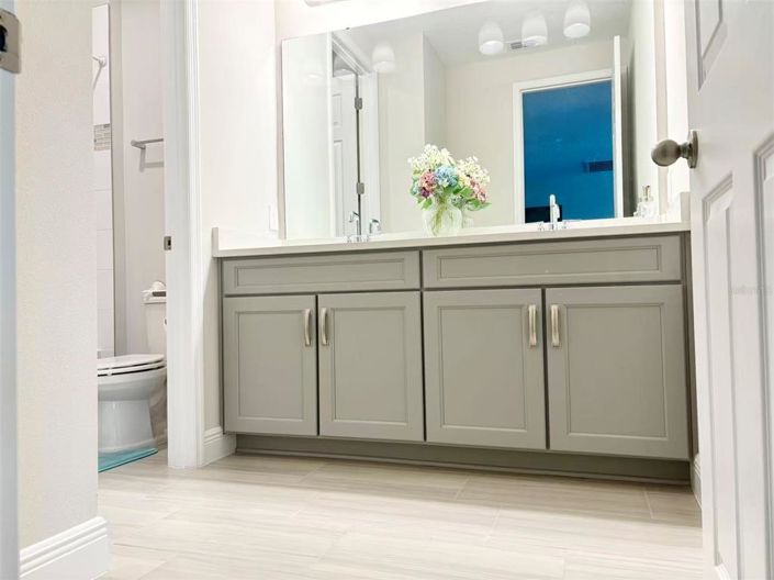 Image No.40-5 Bed House for sale