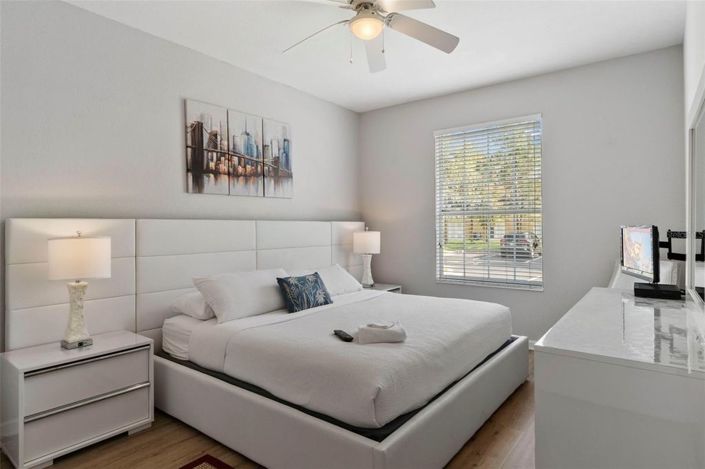 Image No.19-3 Bed Townhouse for sale