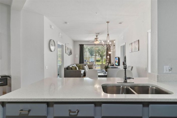 Image No.7-3 Bed Townhouse for sale