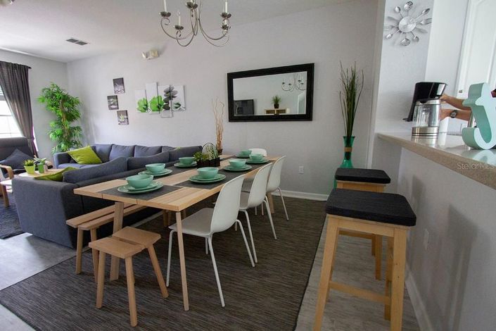 Image No.8-3 Bed Townhouse for sale