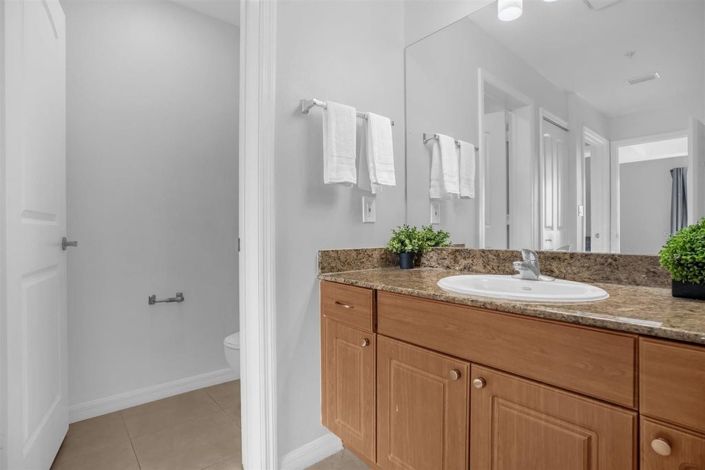 Image No.18-2 Bed Townhouse for sale