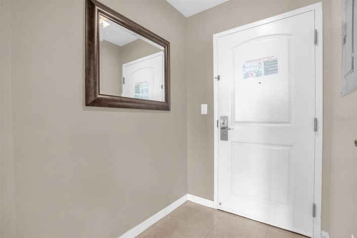 Image No.20-2 Bed Townhouse for sale