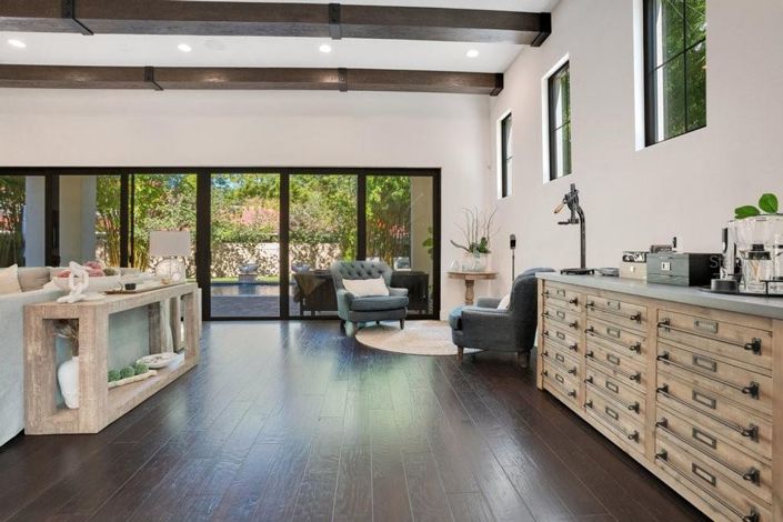 Image No.19-3 Bed House for sale