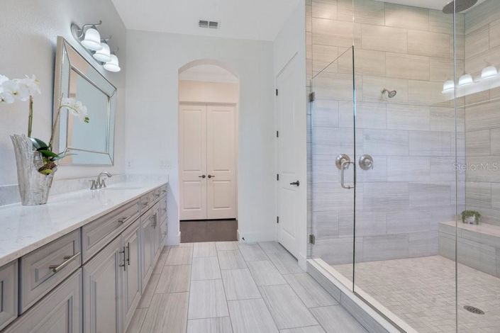 Image No.37-3 Bed House for sale