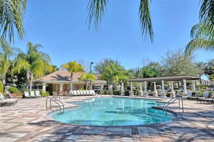 Image No.8-2 Bed Townhouse for sale