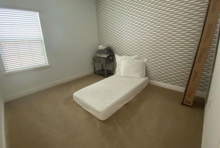 Image No.24-3 Bed House for sale