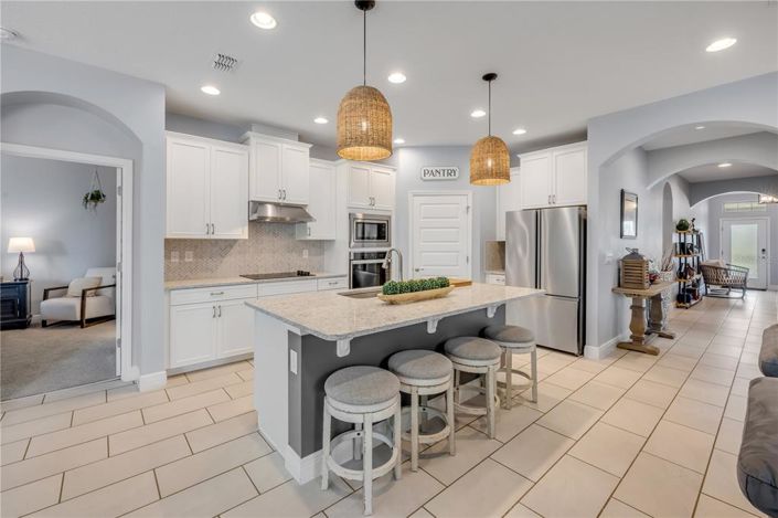 Image No.25-4 Bed House for sale