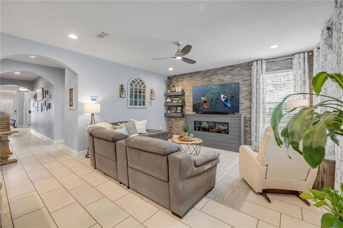 Image No.33-4 Bed House for sale