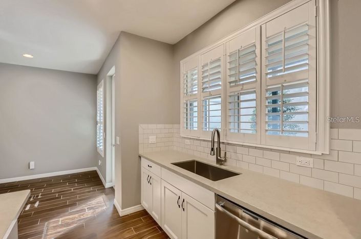 Image No.10-5 Bed House for sale