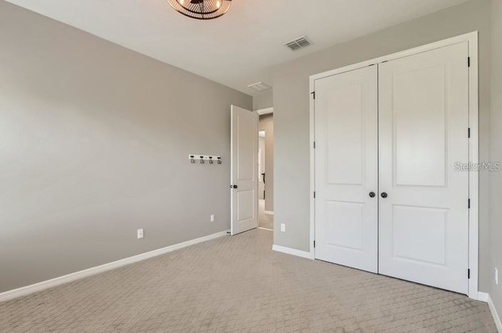 Image No.18-5 Bed House for sale