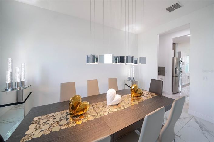 Image No.59-5 Bed House for sale