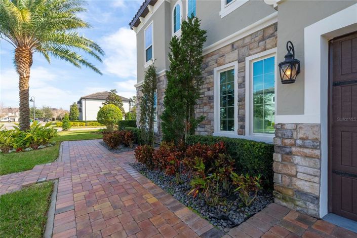 Image No.6-5 Bed House for sale