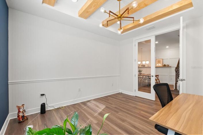 Image No.19-5 Bed House for sale