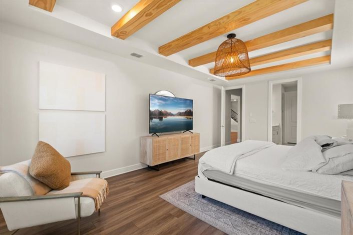 Image No.26-5 Bed House for sale