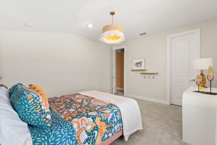 Image No.30-5 Bed House for sale