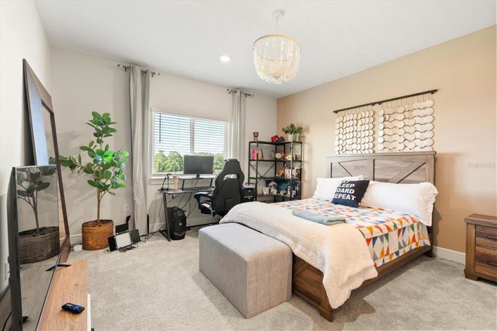 Image No.32-5 Bed House for sale