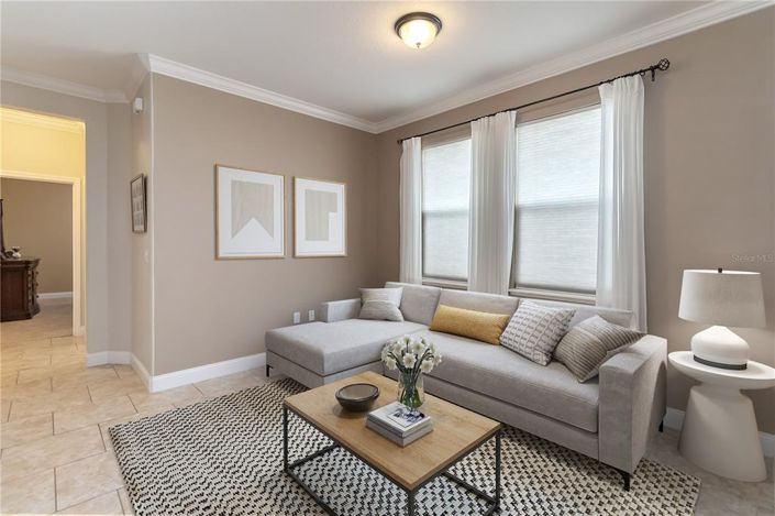 Image No.15-6 Bed House for sale