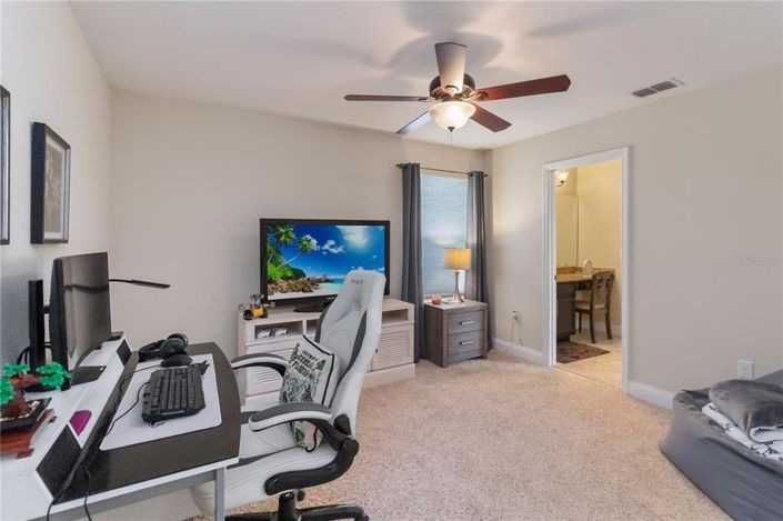 Image No.35-6 Bed House for sale