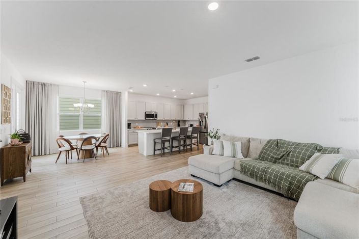 Image No.24-4 Bed House for sale