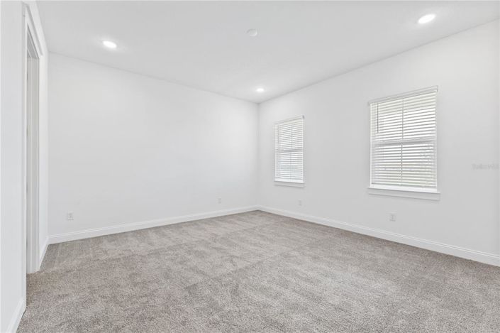 Image No.15-4 Bed House for sale