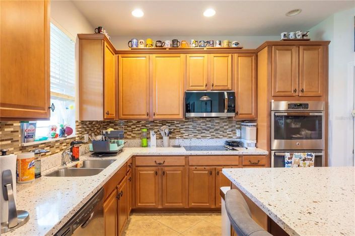 Image No.15-5 Bed House for sale