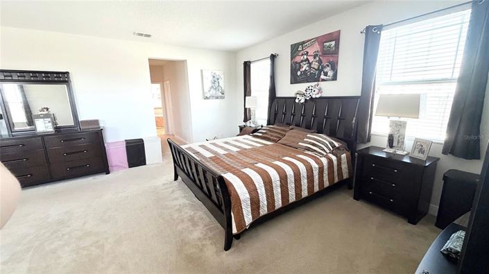 Image No.20-5 Bed House for sale