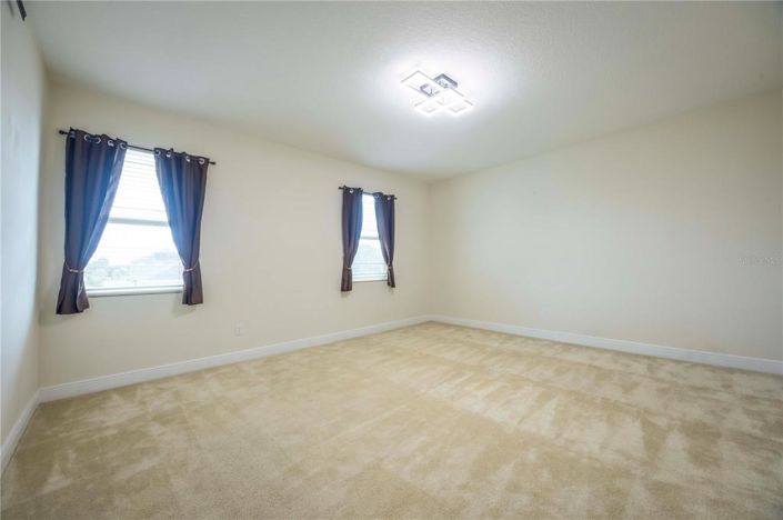 Image No.33-5 Bed House for sale