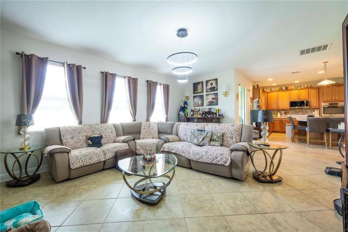 Image No.46-5 Bed House for sale