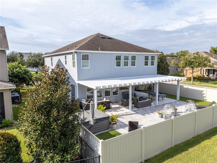 Image No.10-4 Bed House for sale