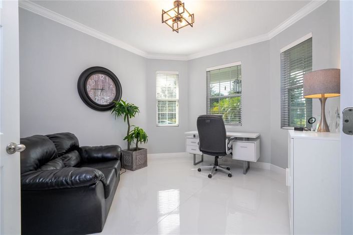 Image No.16-4 Bed House for sale