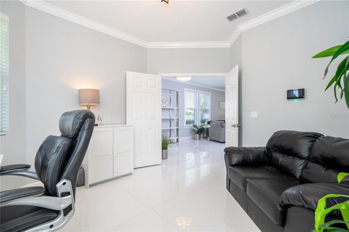 Image No.17-4 Bed House for sale