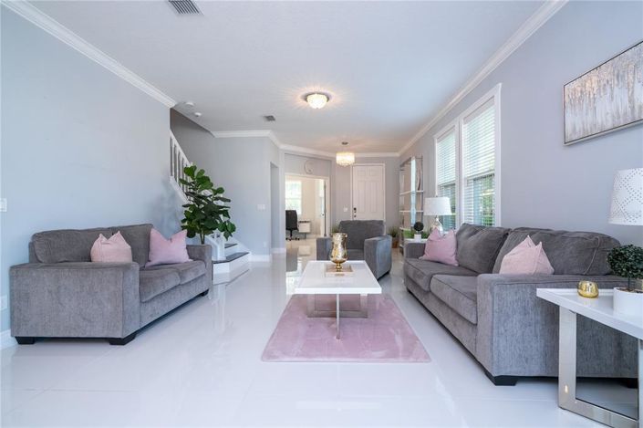 Image No.21-4 Bed House for sale