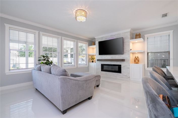 Image No.27-4 Bed House for sale