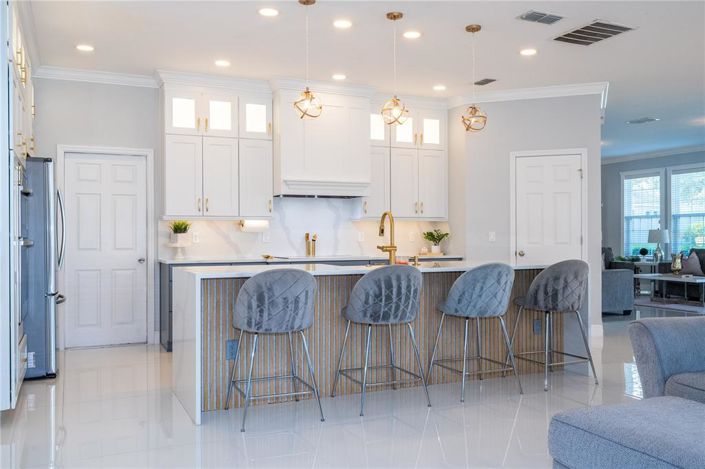 Image No.30-4 Bed House for sale