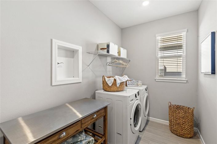 Image No.12-2 Bed House for sale