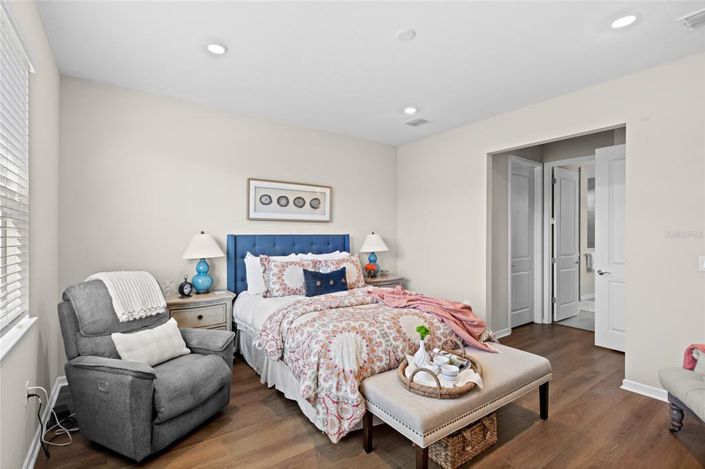 Image No.25-2 Bed House for sale