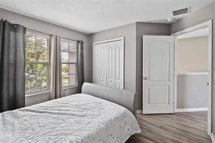 Image No.17-4 Bed House for sale