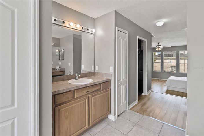 Image No.26-4 Bed House for sale