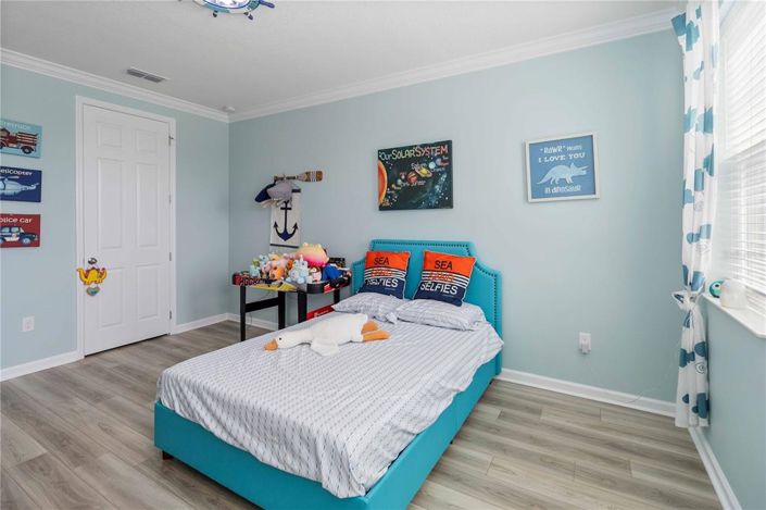 Image No.36-6 Bed House for sale