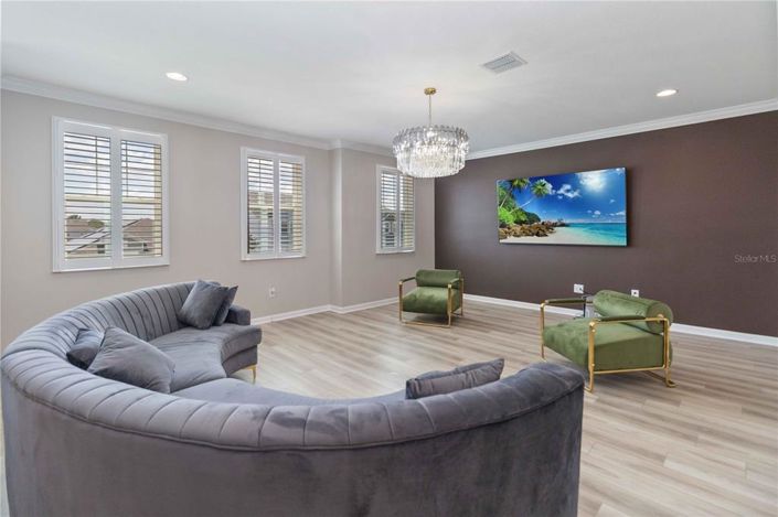 Image No.39-6 Bed House for sale