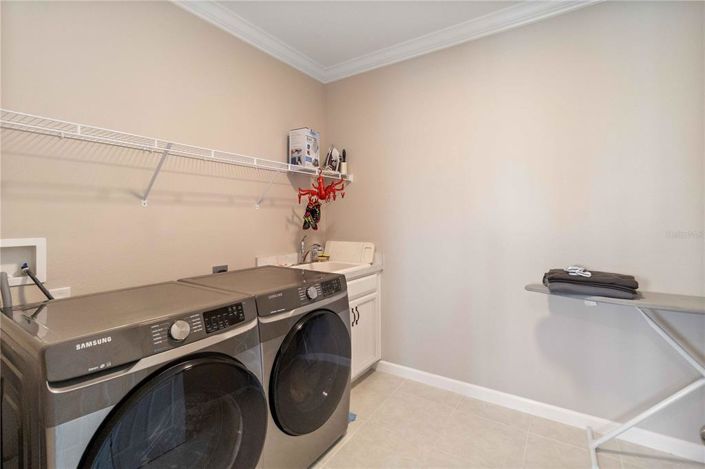 Image No.42-6 Bed House for sale