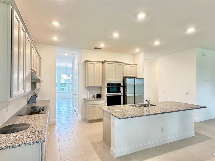 Image No.15-4 Bed House for sale