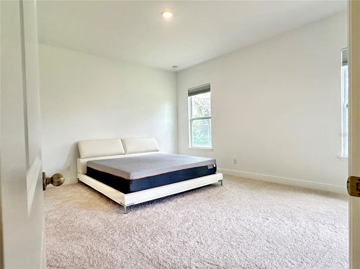 Image No.20-4 Bed House for sale