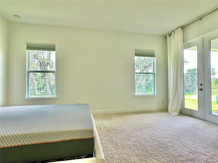 Image No.21-4 Bed House for sale