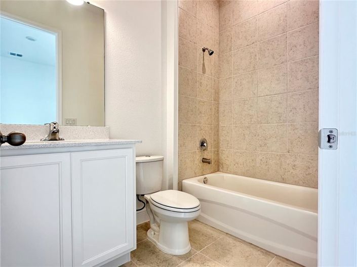 Image No.36-4 Bed House for sale