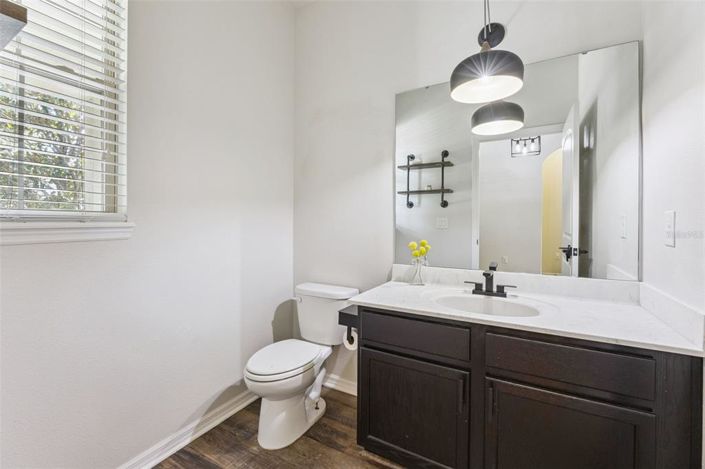 Image No.17-4 Bed House for sale