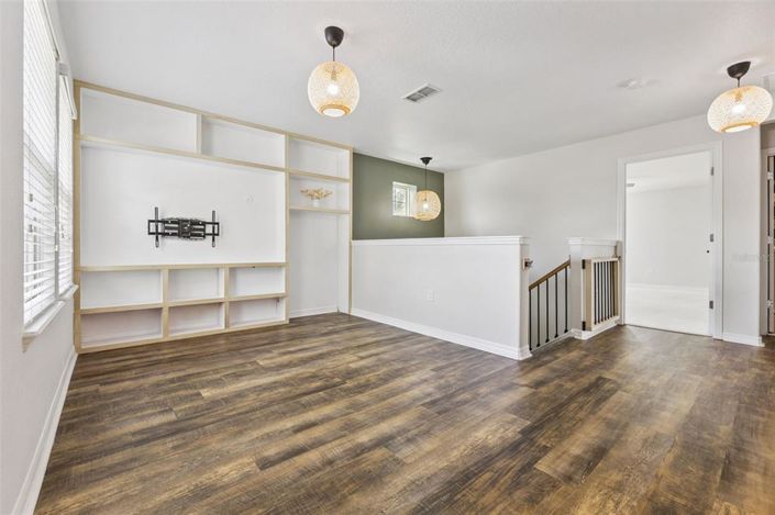 Image No.21-4 Bed House for sale