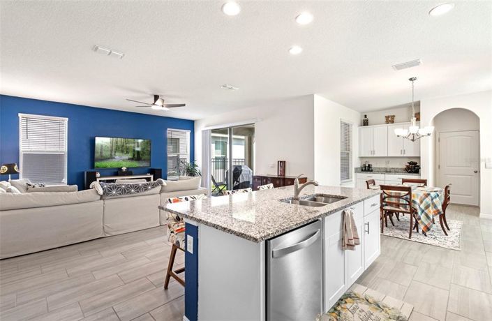 Image No.6-4 Bed House for sale